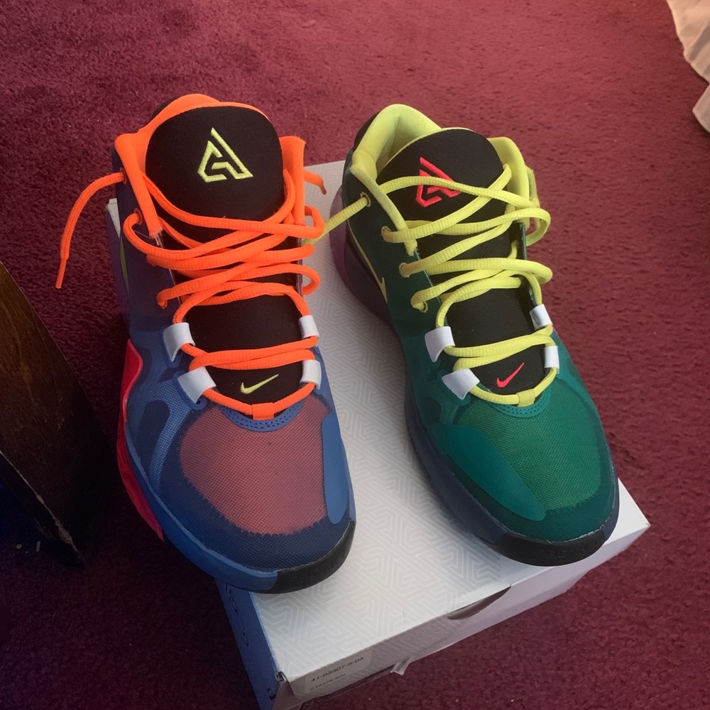 Zoom Freek 1s “What the”